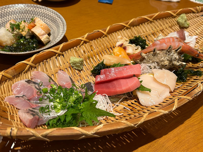 Opinii despre 海鮮炉端と寿司 やよい în 春日部市 - 飲食業