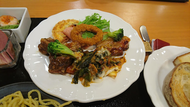 〒730-0037 広島県広島市中区中町７−７