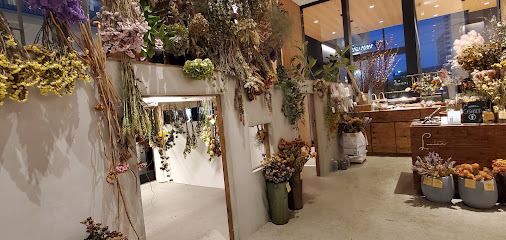 パンとエスプレッソと花束を