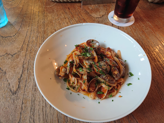 Opinii despre ガーデンアンドクラフツ 立川店 în 立川市 - 飲食業