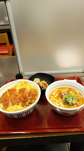 Comentarii opinii despre なか卯 西条大町店