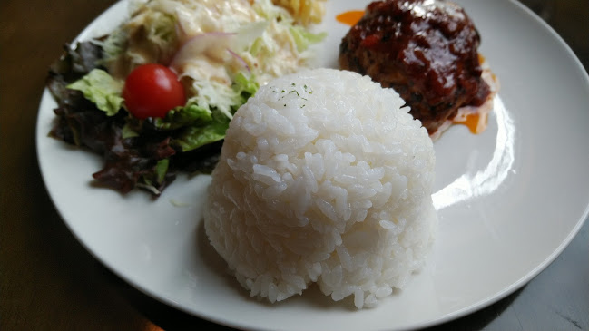 〒792-0026 愛媛県新居浜市久保田町３丁目１−２０ モリヤビル 2F