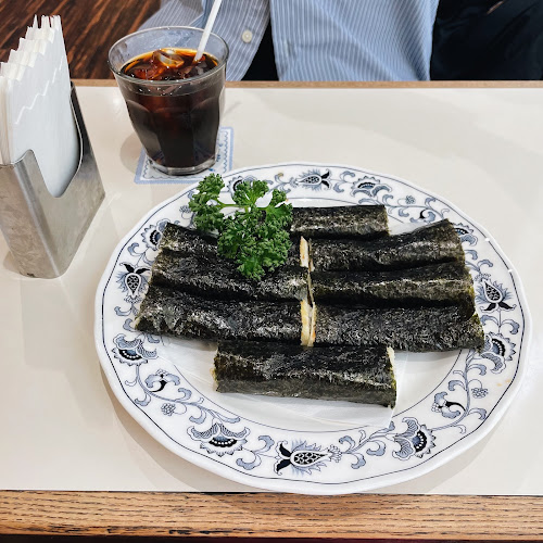 Opinii despre パンジー în 港区 - 飲食業