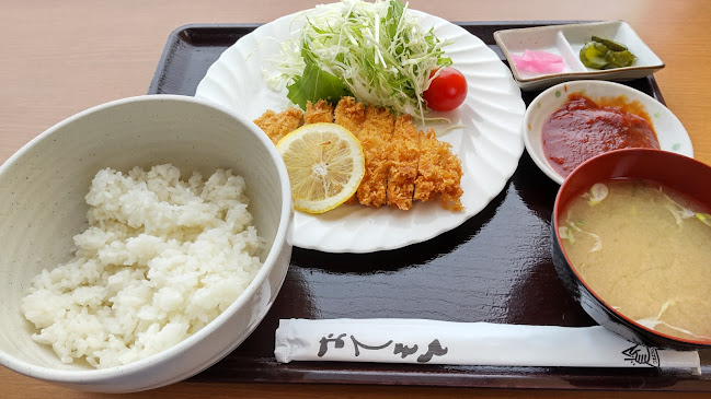 Opinii despre フードコート キネマ館 în 網走市 - 飲食業