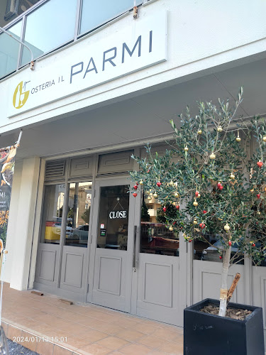 〒900-0006 沖縄県那覇市おもろまち４丁目１９−２７ ハレ・スプラウト １階