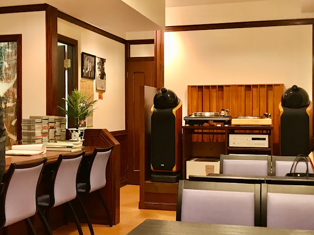 Comentarii opinii despre 音楽喫茶 わたべ