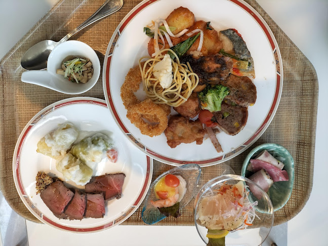 四季亭 - 飲食業