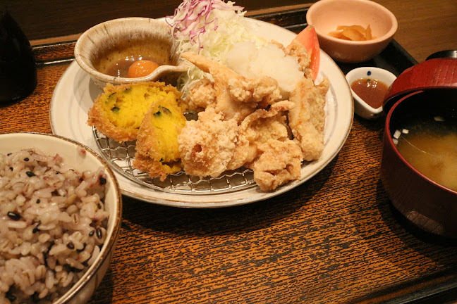 大戸屋ごはん処 上大岡駅前店 - 飲食業