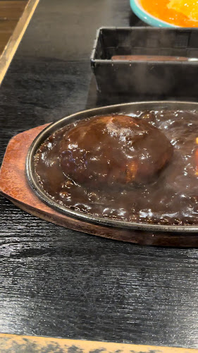 アーレス・コート - 飲食業