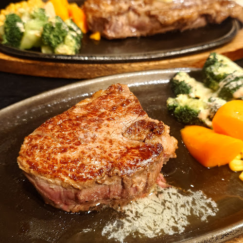 〒410-0836 静岡県沼津市吉田町２５−１８