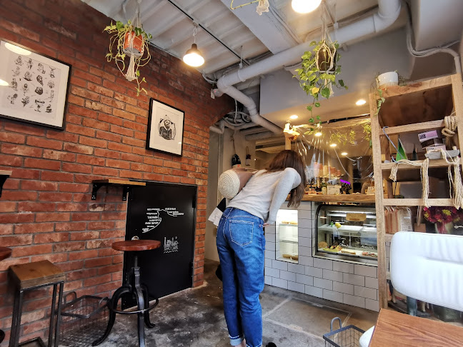 Comentarii opinii despre バイロンベイコーヒージャパン 日本橋店