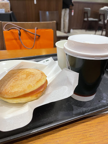 Opinii despre タリーズコーヒー 阪急西宮北口店 în 西宮市 - 飲食業