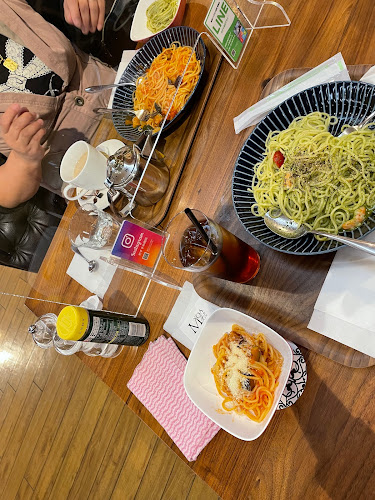 Comentarii opinii despre MOA cafe 幕張TIF店