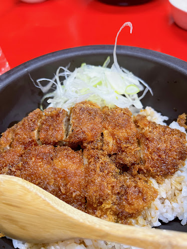 〒572-0833 大阪府寝屋川市初町４−１８