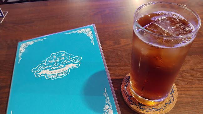 Opinii despre コンセプトカフェアビスラポルテ 沖縄 în 那覇市 - 飲食業