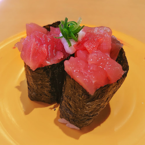 Opinii despre スシロー 名古屋茶屋が坂店 în 名古屋市 - 飲食業