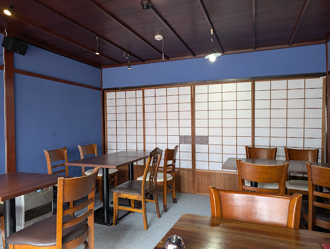 〒920-0831 石川県金沢市東山１丁目１５−６