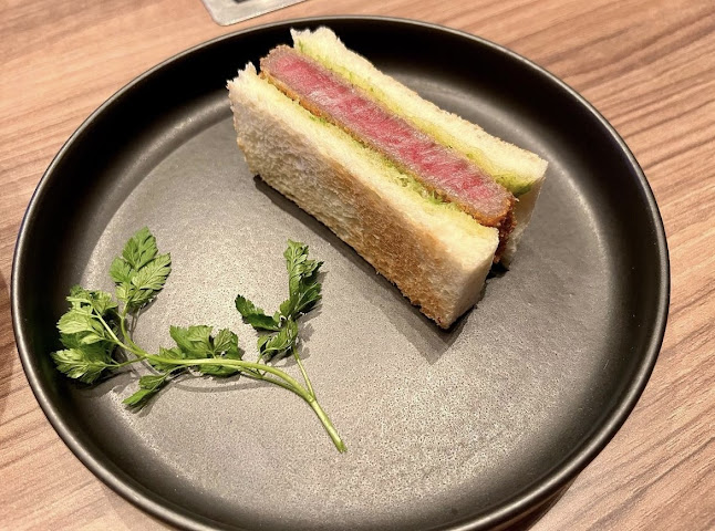 Opinii despre うしごろ 銀座店 în 中央区 - 飲食業