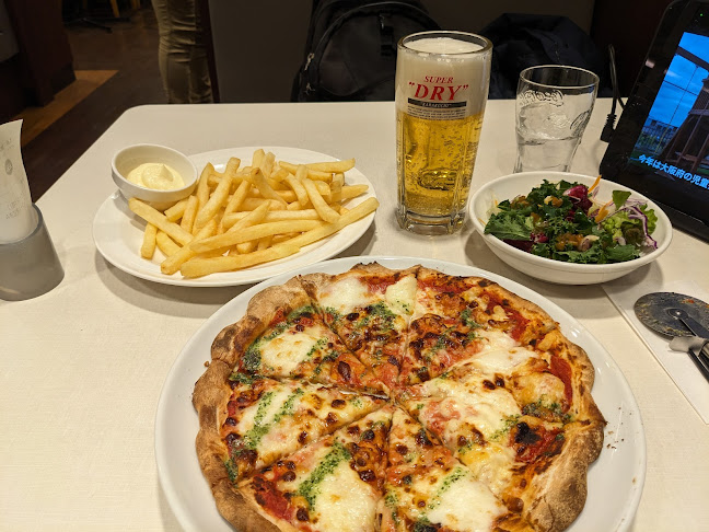 ガスト 八王子駅北口店