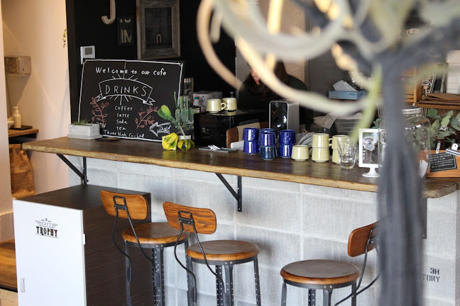 Opinii despre DEN în 横浜市 - 飲食業