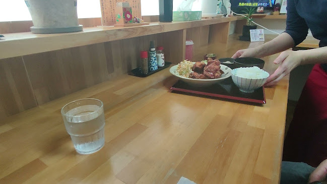 〒612-8228 京都府京都市伏見区 南 新町 57-28