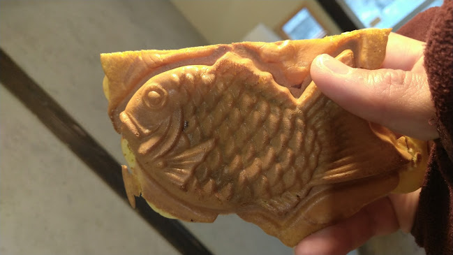 〒810-0044 福岡県福岡市中央区六本松１丁目３−１７