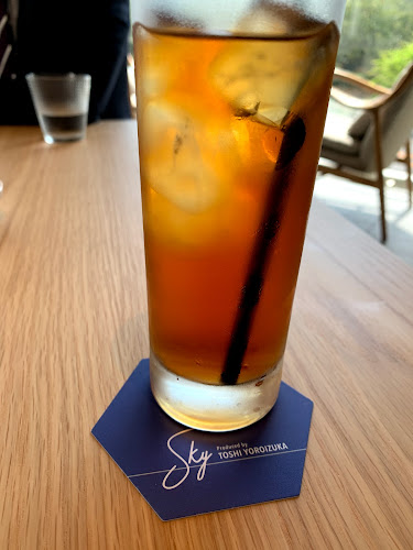 Opinii despre Sky produced by Toshi Yoroizuka în 横浜市 - 飲食業