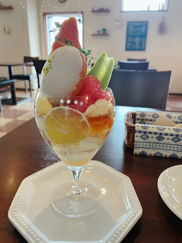 Opinii despre Café VALEUR カフェ ヴァルール în 長野市 - 飲食業