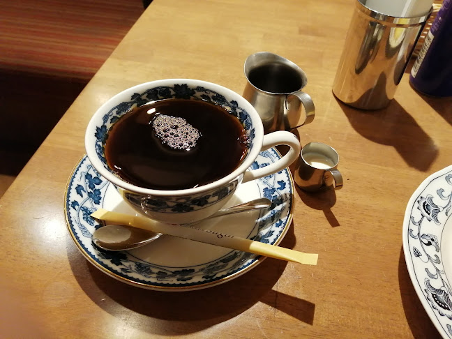 エスタシオンカフェ 三ノ宮 - 神戸市