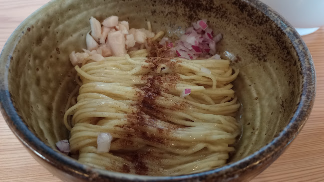 Comentarii opinii despre 二層泡鶏白湯 神宮寺