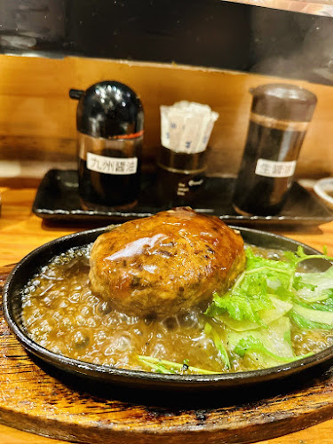 酒場・食事処 魚の まる田（まるた） - 飲食業