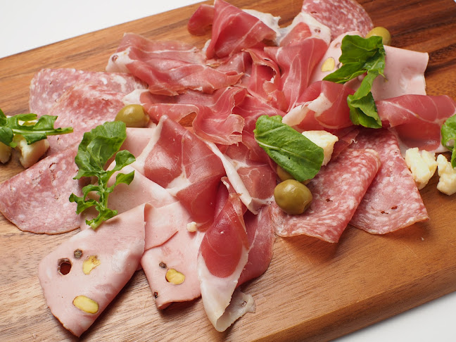 〒251-0025 神奈川県藤沢市鵠沼石上１丁目４−１３ ロコテラス湘南 B1F