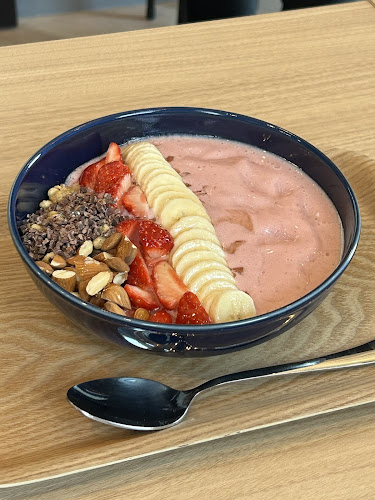 Comentarii opinii despre LEAVES《八戸/カフェ》