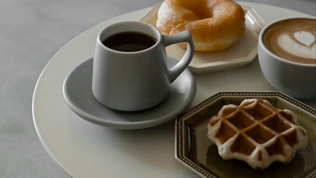 Opinii despre CALM COFFEE în 広島市 - 飲食業