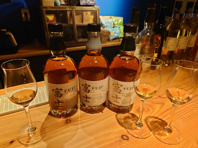 Comentarii opinii despre Bar Pond