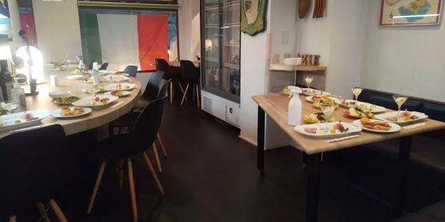 グラッツェ - 飲食業