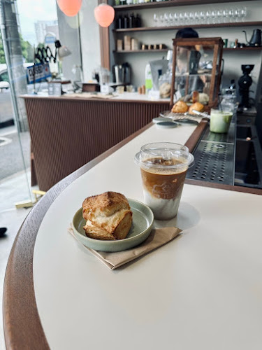 Opinii despre Junction STAND Cafe Bar în 世田谷区 - 飲食業