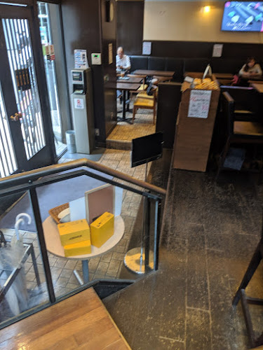 〒541-0052 大阪府大阪市中央区安土町３丁目３−５