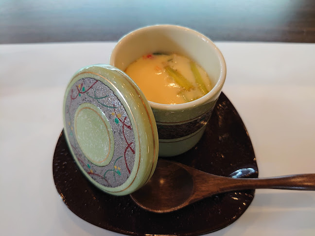 Opinii despre 鮨 なし川 în 神戸市 - 飲食業