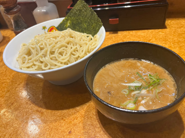 Comentarii opinii despre 濃厚とんこつらーめん オハナ堂