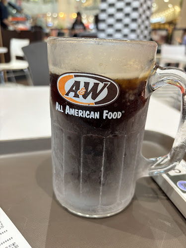 Opinii despre A&W イーアス沖縄豊崎店 în 豊見城市 - 飲食業
