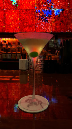 BAR ONE FOR - 飲食業