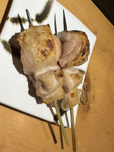 〒101-0051 東京都千代田区神田神保町１丁目４−１７