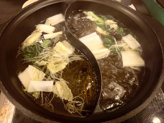 Opinii despre しゃぶ葉 東広島フジグラン店 în 東広島市 - 飲食業