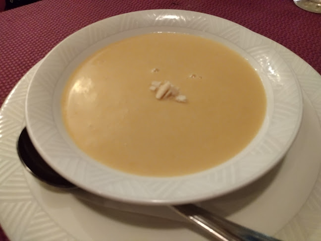 〒930-0018 富山県富山市千歳町１丁目６−１８