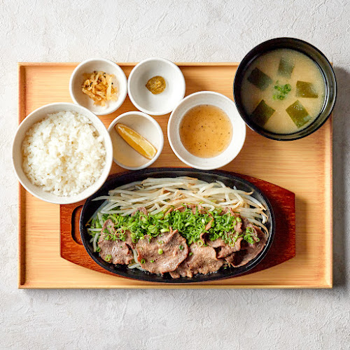 Opinii despre やよい軒 防府店 în 防府市 - 飲食業