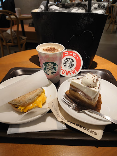 スターバックス コーヒー 荻窪タウンセブン店 - 杉並区