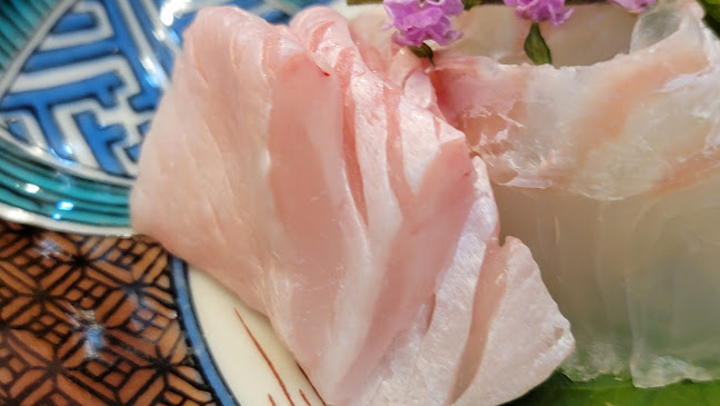 Opinii despre 割烹 松由 în 金沢市 - 飲食業