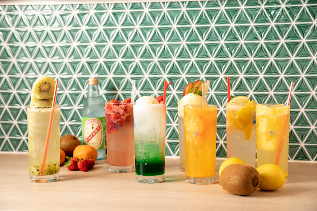 Opinii despre 炭火焼鶏と釜飯のizakaya CoCo în 大阪市 - 飲食業