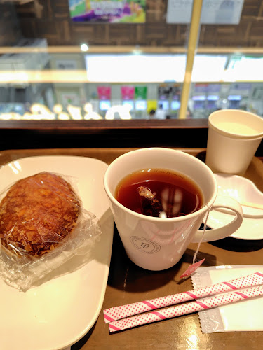 〒170-0002 東京都豊島区巣鴨１丁目１６ ８「アトレヴィ巣鴨」１Ｆ